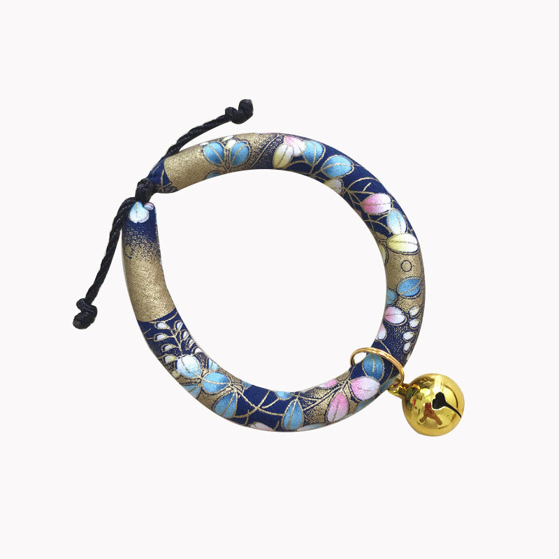 KFX-1990333 Japanese Fabric Pet Collar with Adjustable Drawstring and Bell for Cats and Dogs