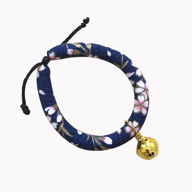 KFX-1990333 Japanese Fabric Pet Collar with Adjustable Drawstring and Bell for Cats and Dogs