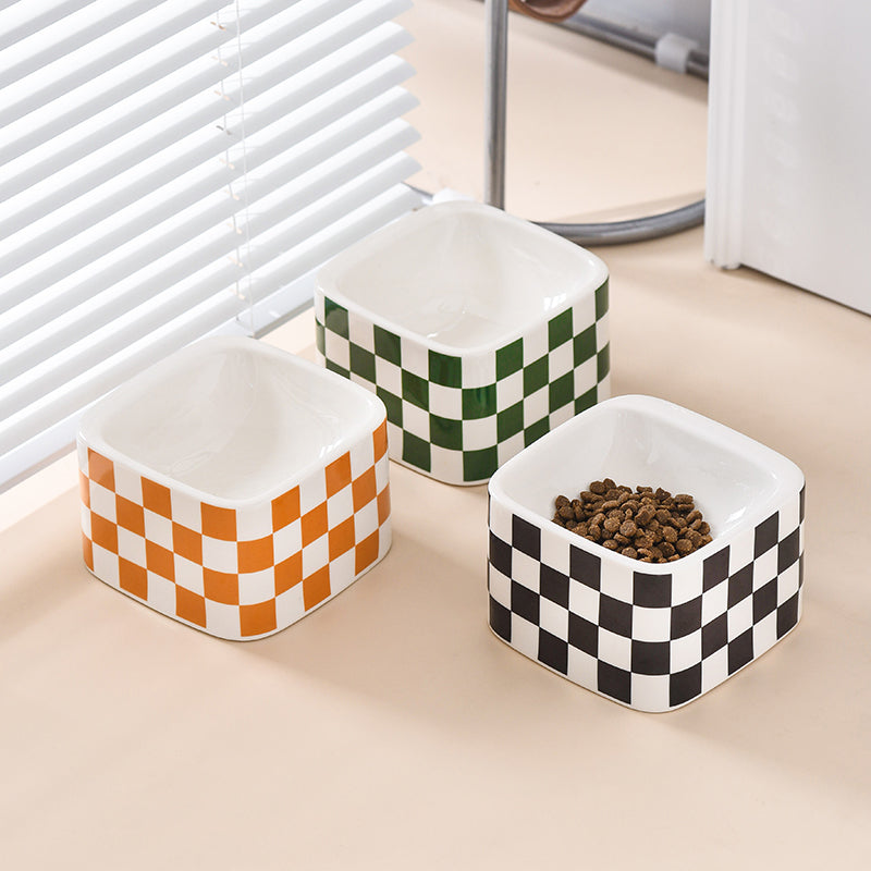 KFX-2048317 Lattice Ceramic High Foot Pet Bowl for Cats and Small Dogs in Black and White