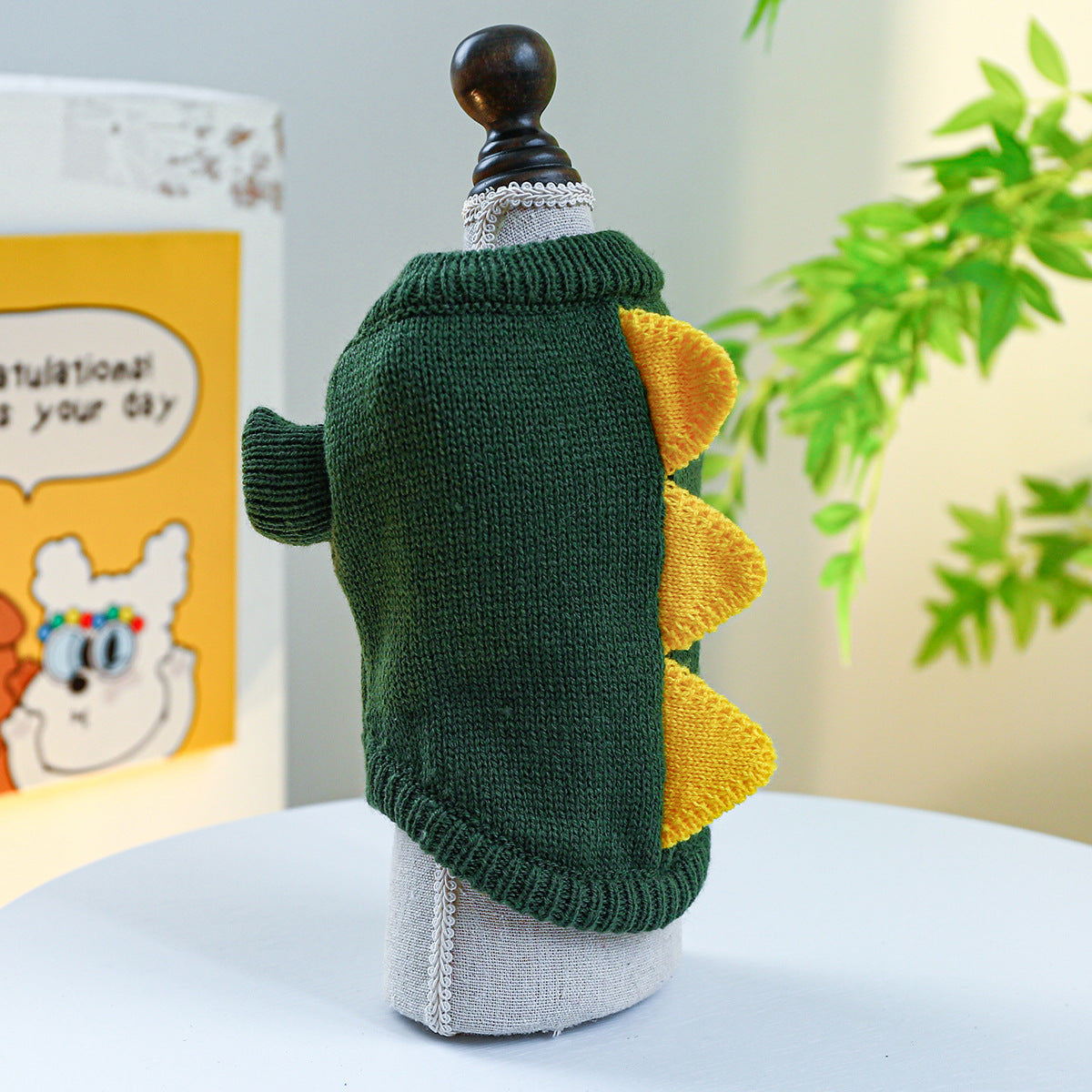 KFX-2052541 Dinosaur Sweater for Dogs - Warm and Cozy Pet Clothing in Green and Yellow