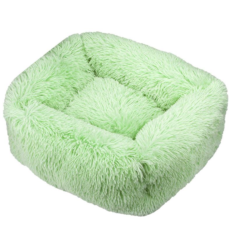 KFX-2057917 Cozy Winter Plush Pet Nest Mat in Various Colors and Sizes