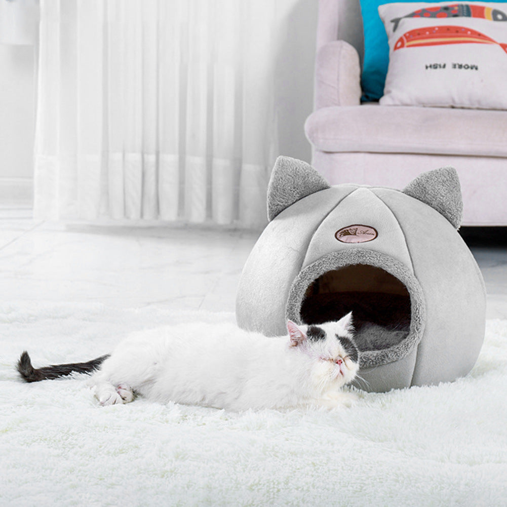 KFX-2116925 Large Fully Enclosed Winter Nest for Cats - Warm and Cold Proof Sofa Design