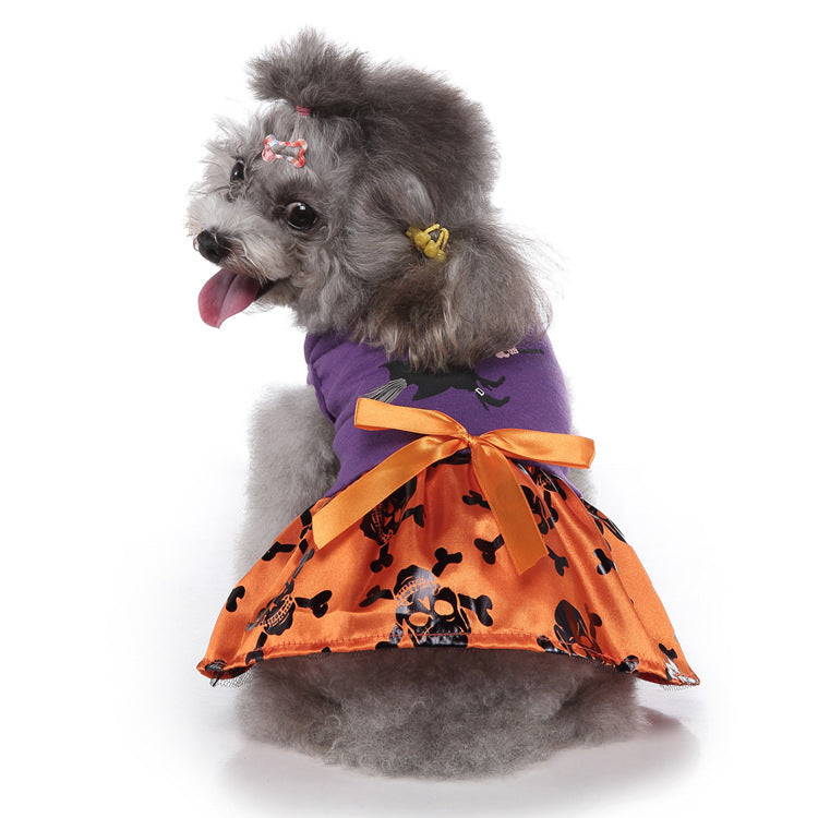 KFX-2158525 Christmas-Themed Dog Clothing in Various Styles and Sizes: Skirts, Dresses, and Costumes