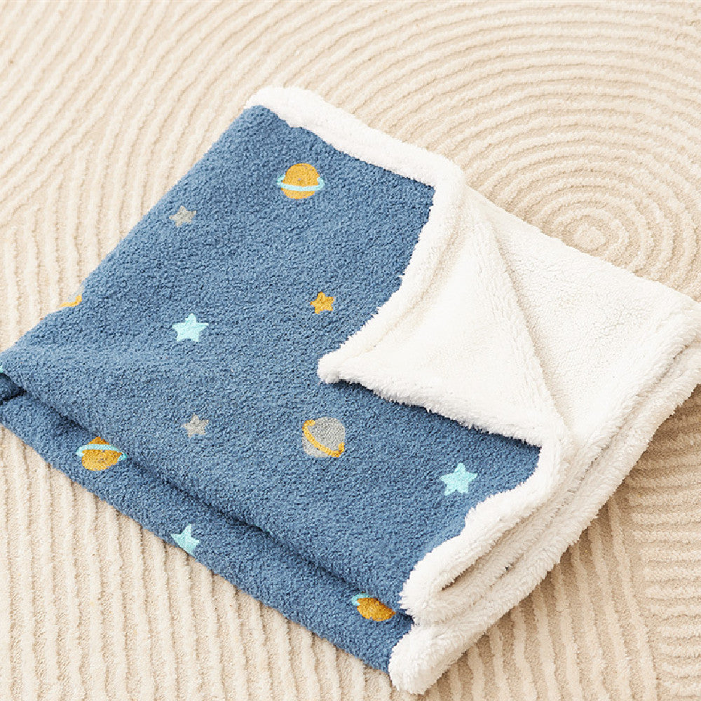 KFX-2183229 Cozy Flannel Pet Blanket for Cats and Small Dogs - Soft, Warm, Machine Washable Options Available