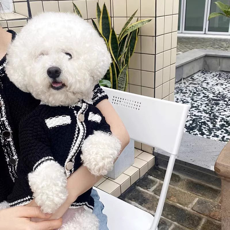 KFX-2209981 Korean Style Puppy Sweater with Pearl Collar in Classic Black and White