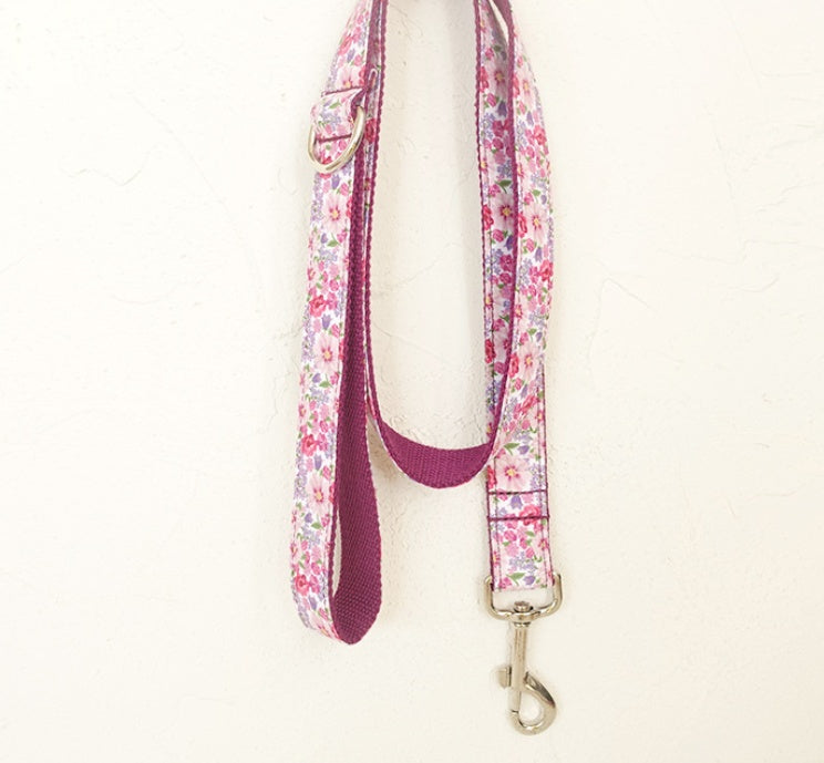 KFX-2217533 Purple Floral Dog Leash Made with Soft Cloth and Ribbon