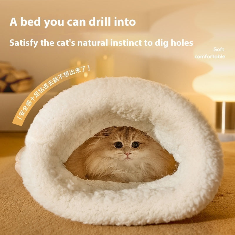 KFX-2248765 Cozy Cat Sleeping Bag with Bear Pattern - Soft Fleece & Supportive Cotton Fiber, 3D Entrance, and Machine Washable