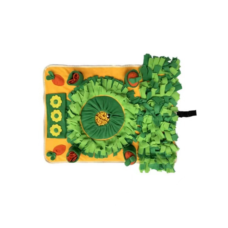 KFX-2266813 Sniff Pad for Dogs - Fleece Olfactory Play Mat with Radish Toy, 60 x 80cm
