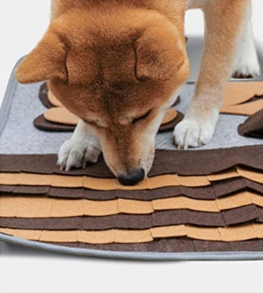 KFX-2289853 Felt Cloth Pet Food Container with Non-Slip Base - 58x58cm Dog Training Mat and Intellectual Toy