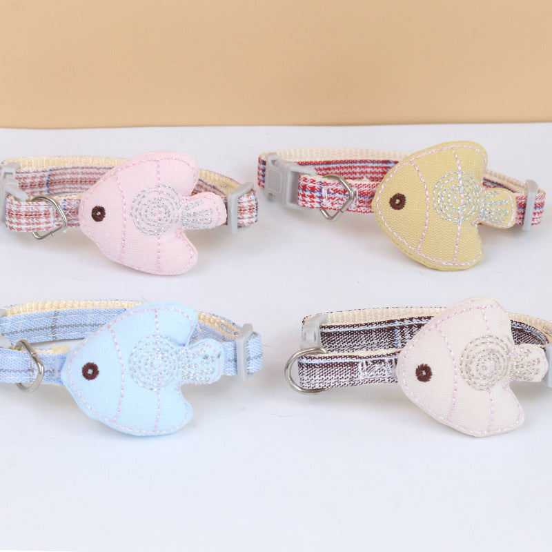 KFX-2312253 Stylish Monochrome Fish-Shaped Cat Collar for Everyday Use