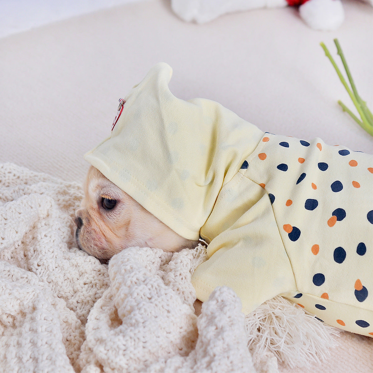 KFX-2326845 Cozy Casual Yellow Hoodie for Small Dogs - Cotton Fabric, Available in M, L, XL