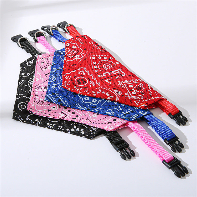 KFX-2350781 Adjustable Triangle Print Pet Collar in Red, Blue, Black, Pink for Stylish Comfort