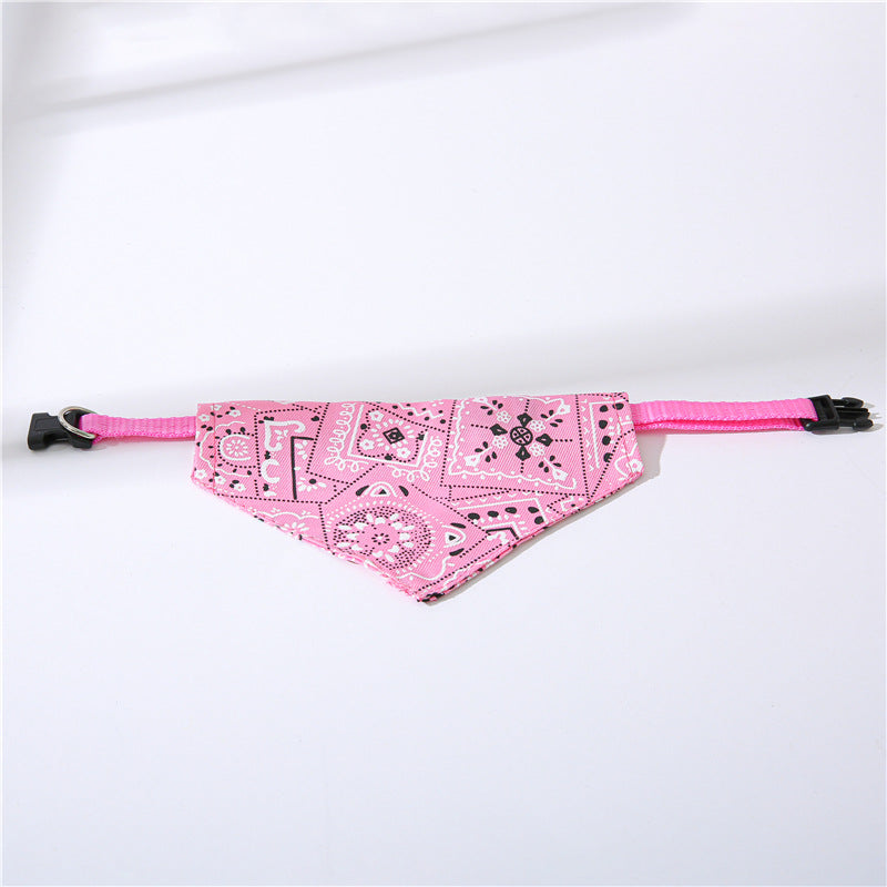 KFX-2350781 Adjustable Triangle Print Pet Collar in Red, Blue, Black, Pink for Stylish Comfort
