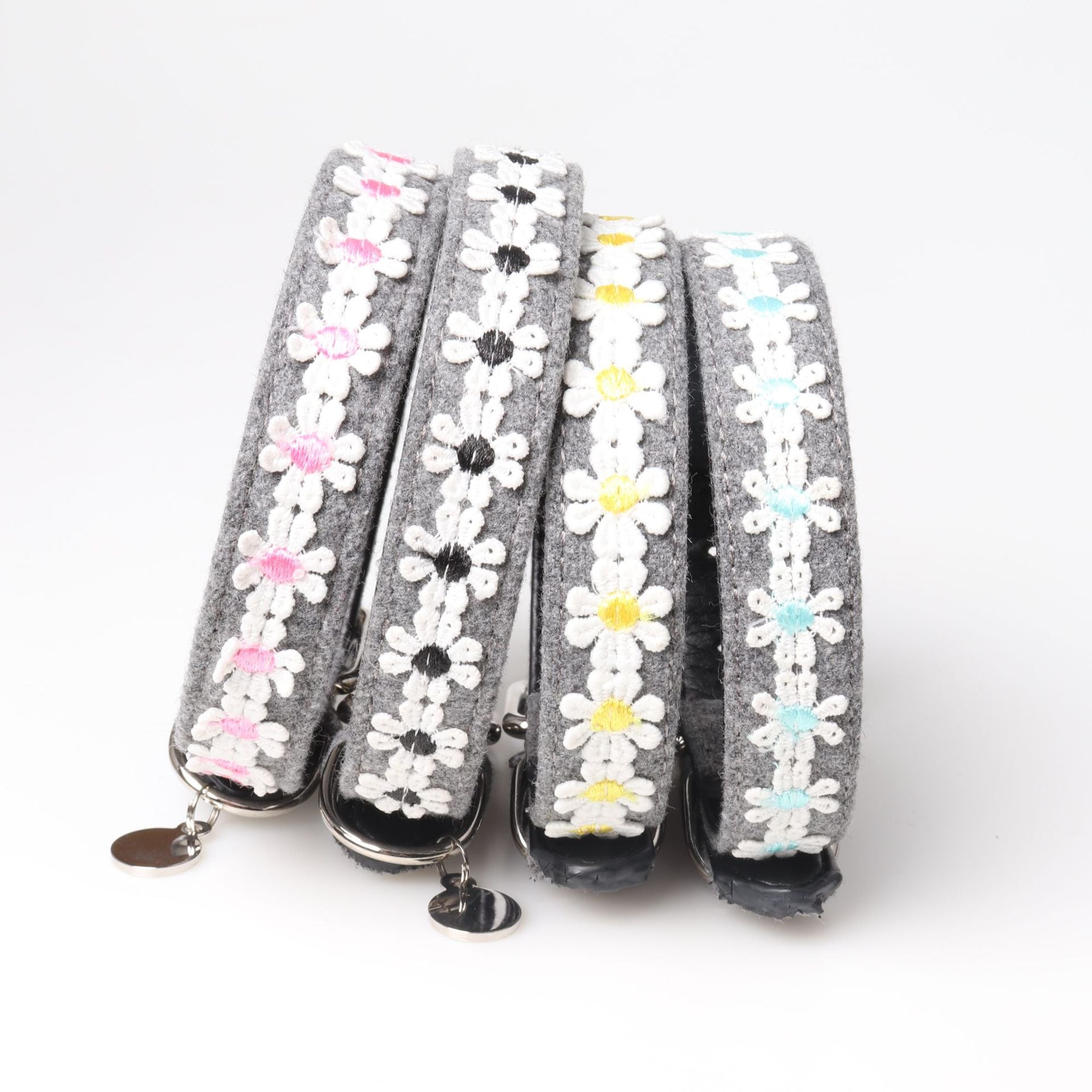 KFX-2389309 Embroidered PU Dog Collar with Adjustable Pet Chain Ring for Stylish Pet Wear
