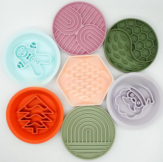 KFX-2441533 Two-in-One Slow-Eat Bowl for Pets - Anti-Choke Non-Slip Edible Silicone Honeycomb Design