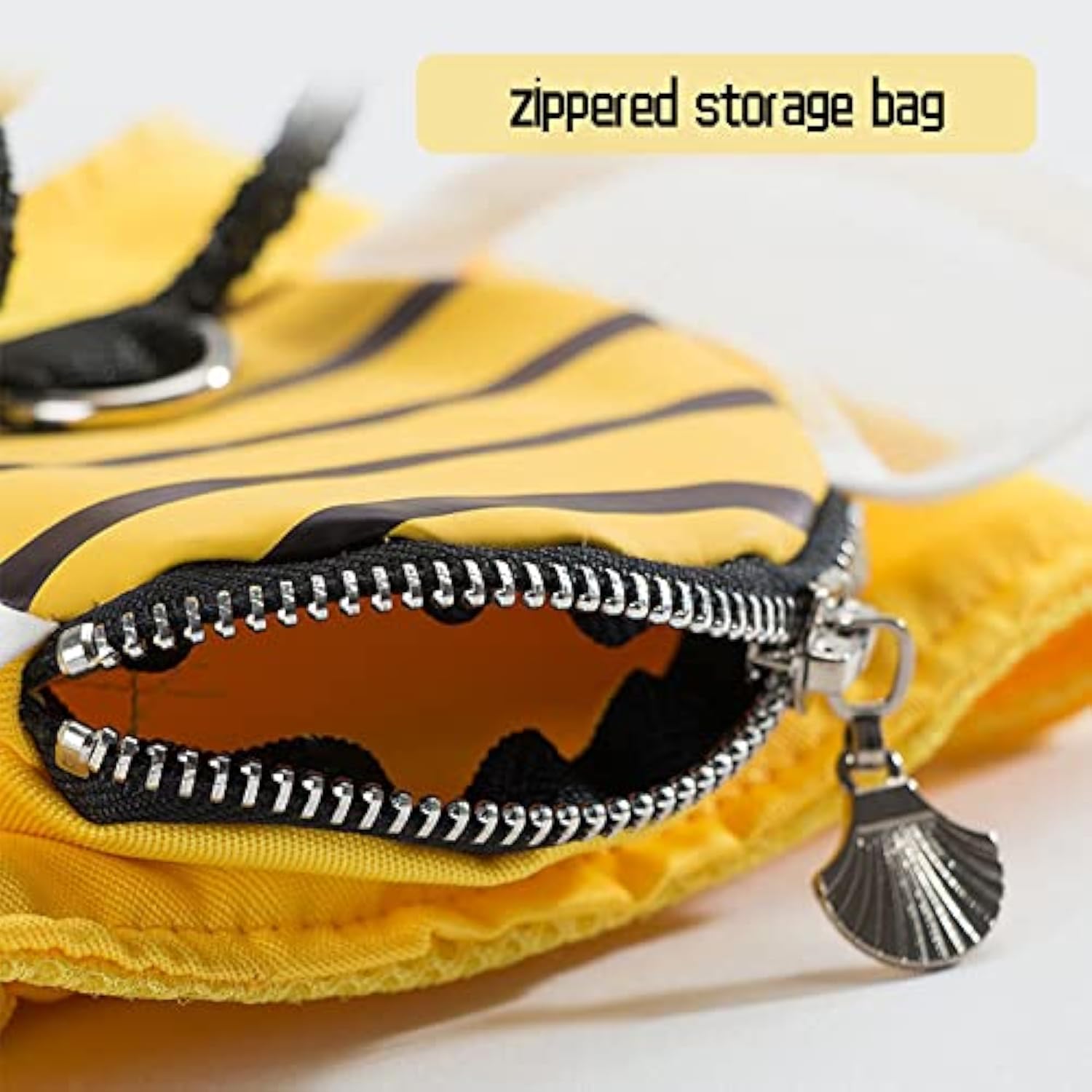 KFX-2508349 Stylish Bee Suspender Set with Cat Harness and Leash for Fun Walks