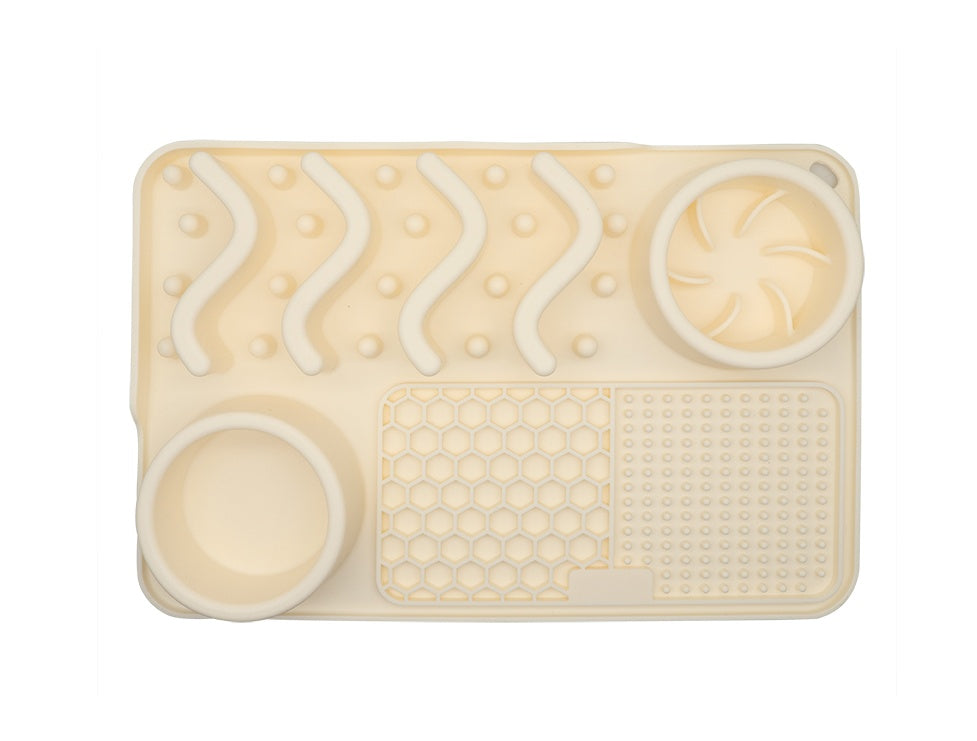 KFX-2634045 Multi-Functional Silicone Pet Licking Mat for Slow Feeding and Outdoor Use