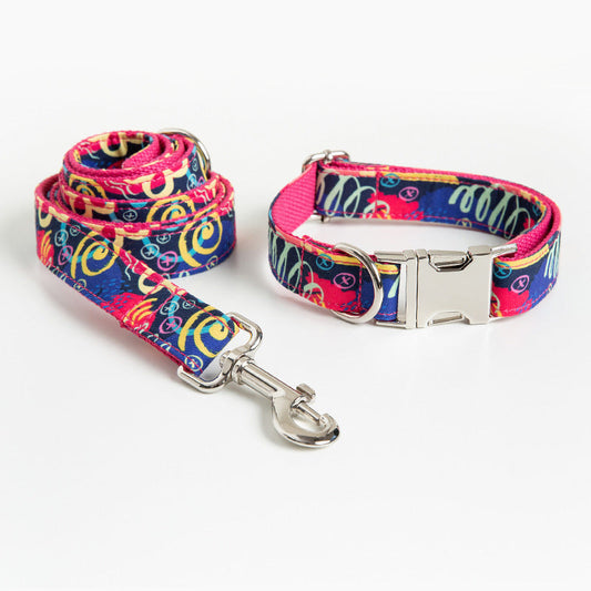 KFX-2691773 Red Graffiti Pet Collar and Traction Rope Set with Adjustable Metal Buckle