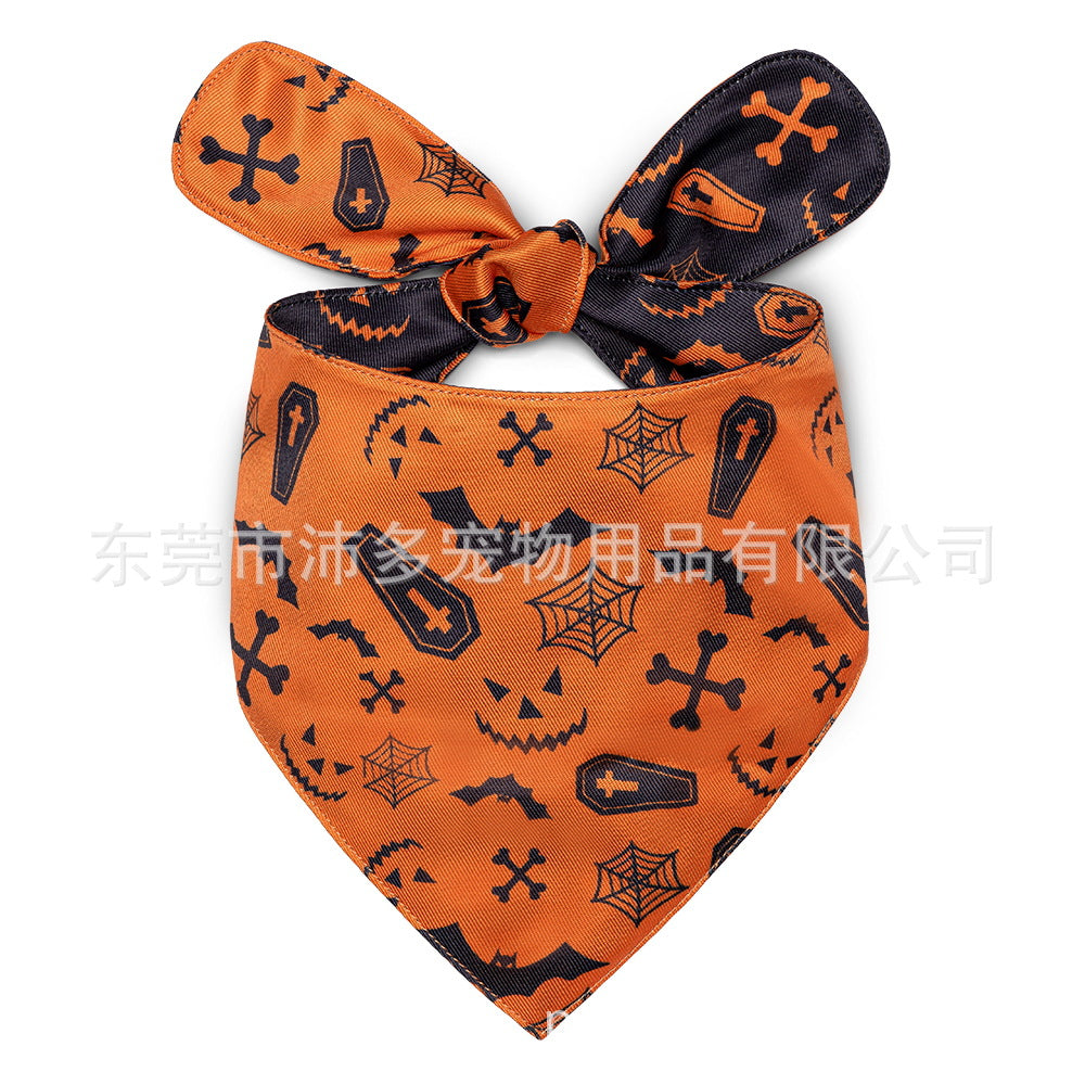 KFX-2695357 Halloween Triangle Dog Saliva Towel - Double Layer Polyester with Bat, Skull, and Pumpkin Designs