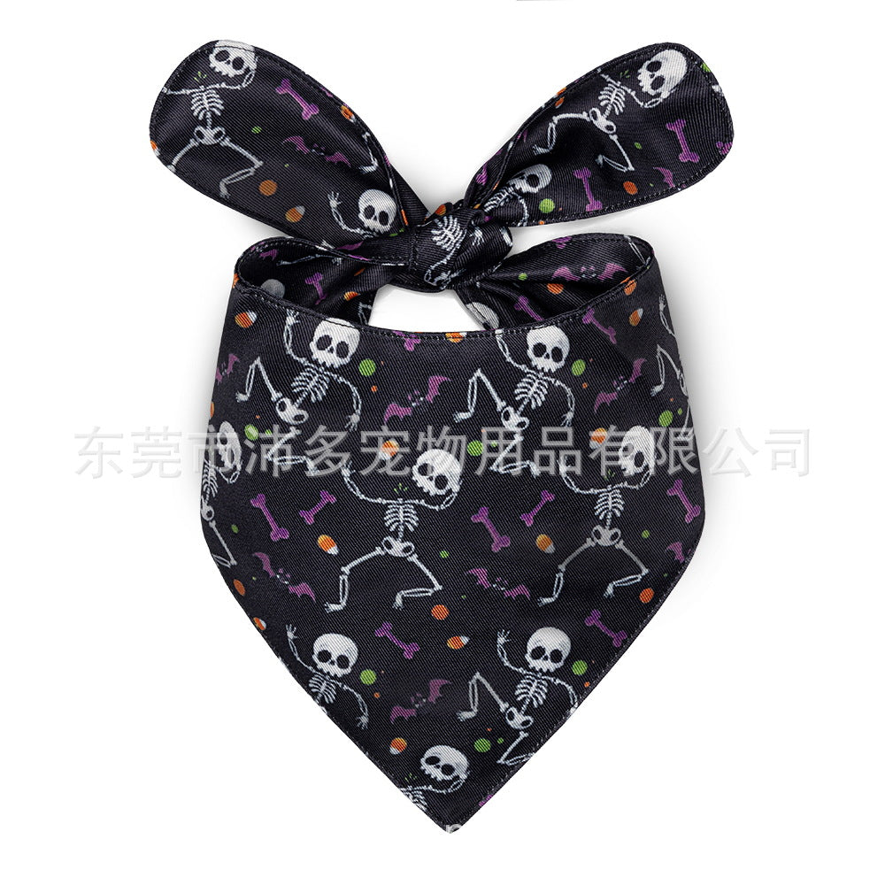 KFX-2695357 Halloween Triangle Dog Saliva Towel - Double Layer Polyester with Bat, Skull, and Pumpkin Designs