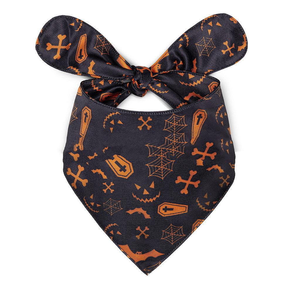 KFX-2695357 Halloween Triangle Dog Saliva Towel - Double Layer Polyester with Bat, Skull, and Pumpkin Designs