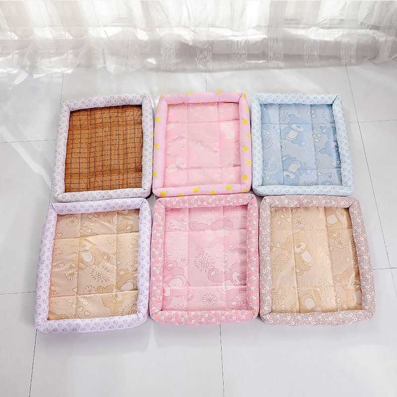 KFX-2740285 Cooling Summer Pet Ice Mat for Dogs and Cats - Breathable Square Bed in Various Colors