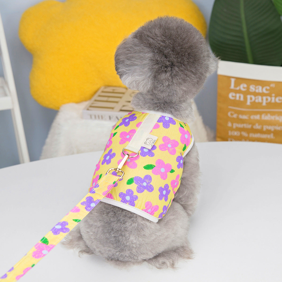 KFX-2781117 Chest and Back Traction Vest for Dogs with Lead Rope - Cotton and Floral Design in Light Blue, Light Yellow, and Pink