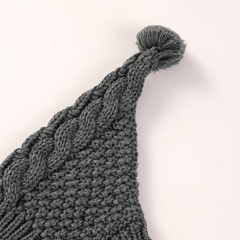 KFX-2832573 Cozy Pet Woolen Hat for Winter, Ideal for Photos and Gift Giving