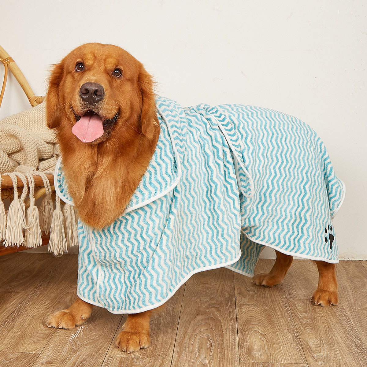 KFX-2877245 Microfiber Bathrobe Towel for Dogs and Cats - Water-Absorbent, Fashionable Design in Yellow and Grey