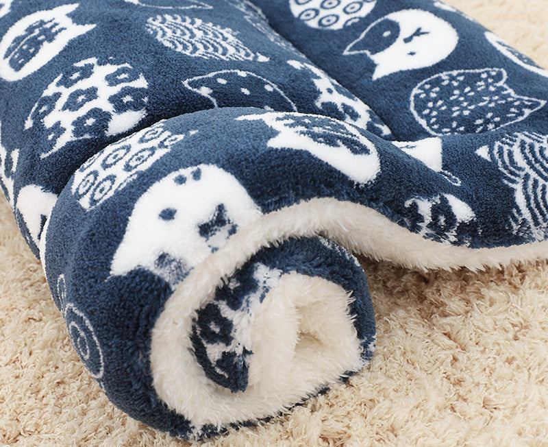 KFX-2928957 Padded Flannel Dog Mat for Comfort and Warmth in Various Cute Patterns