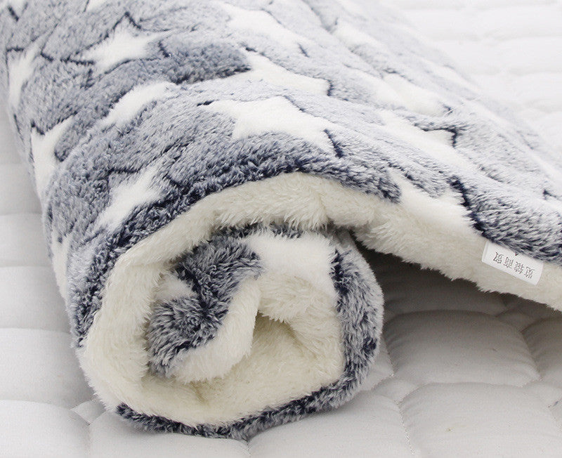 KFX-2928957 Padded Flannel Dog Mat for Comfort and Warmth in Various Cute Patterns