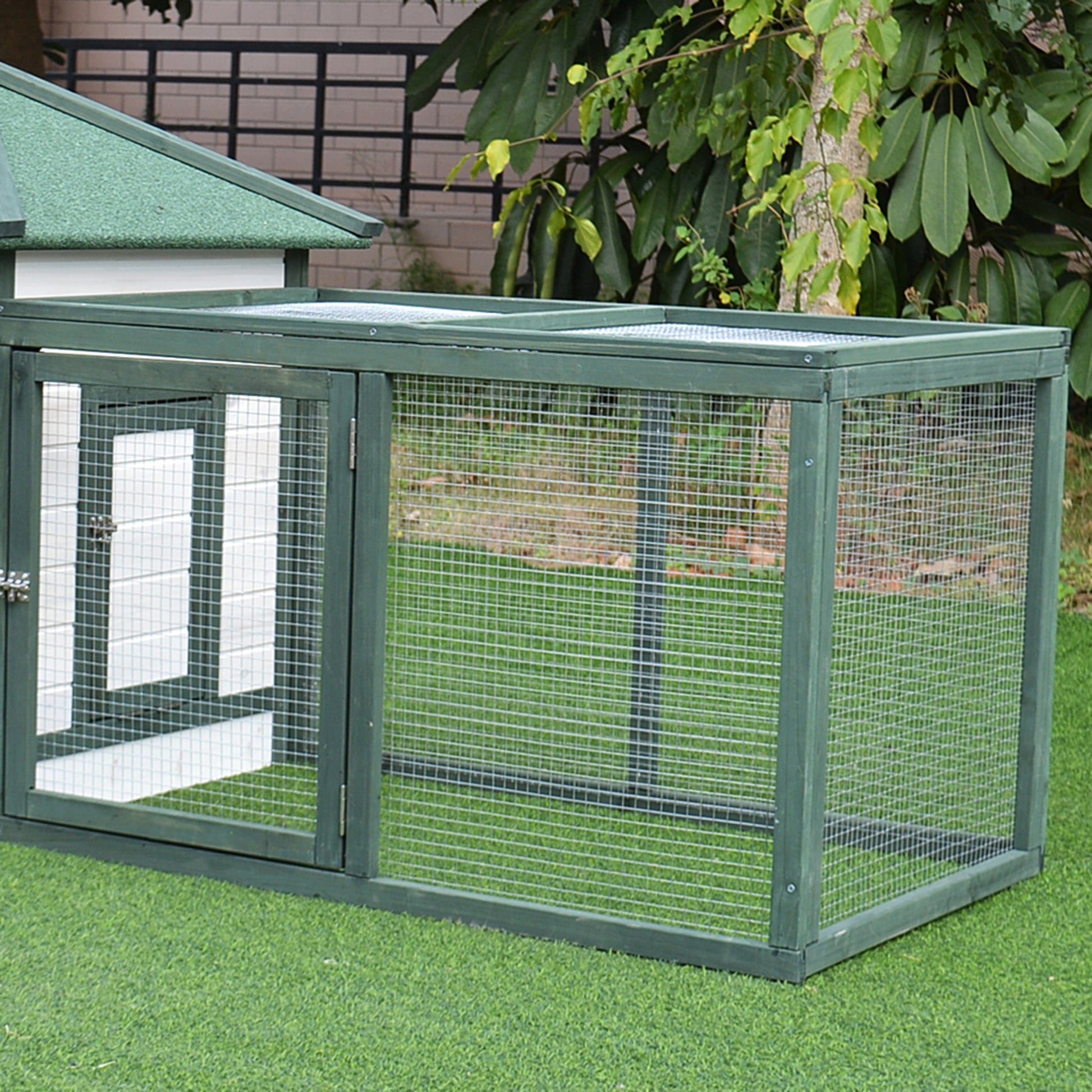KFX-2948029 77" Weatherproof Wooden Chicken Coop with Enclosed Run and Nesting Box