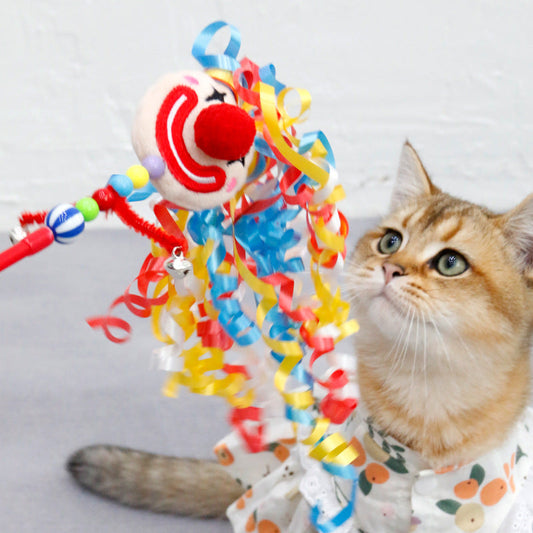 KFX-3014717 Clown Cat Tickling Stick with Dolls and Bells for Interactive Play