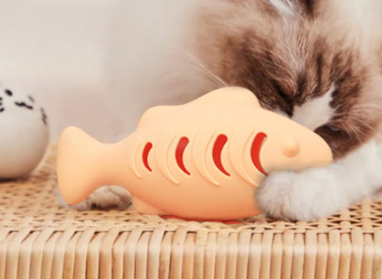 KFX-3020477 Silicone Animal Cat Toy in Blue, Green, and Beige