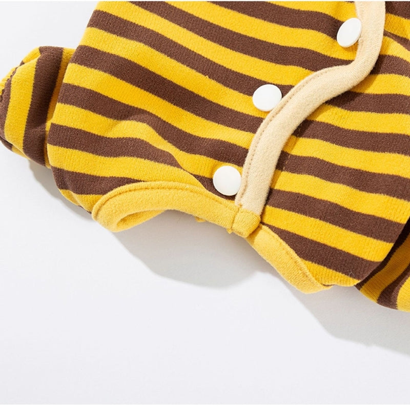 KFX-3035709 Cozy Dog and Cat Pajamas for Winter - Soft, Warm One-Piece Suits with Bee Design