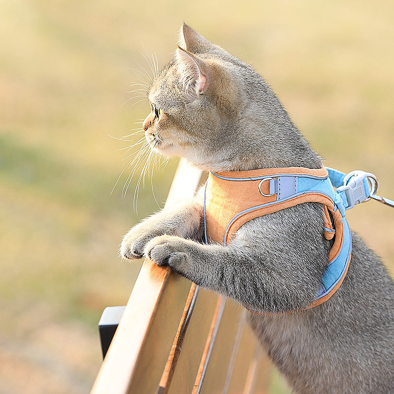 KFX-3036221 Stylish Cat Vest Harness with Walking Rope - Suede Fabric, Adjustable Fit, Safe and Comfortable