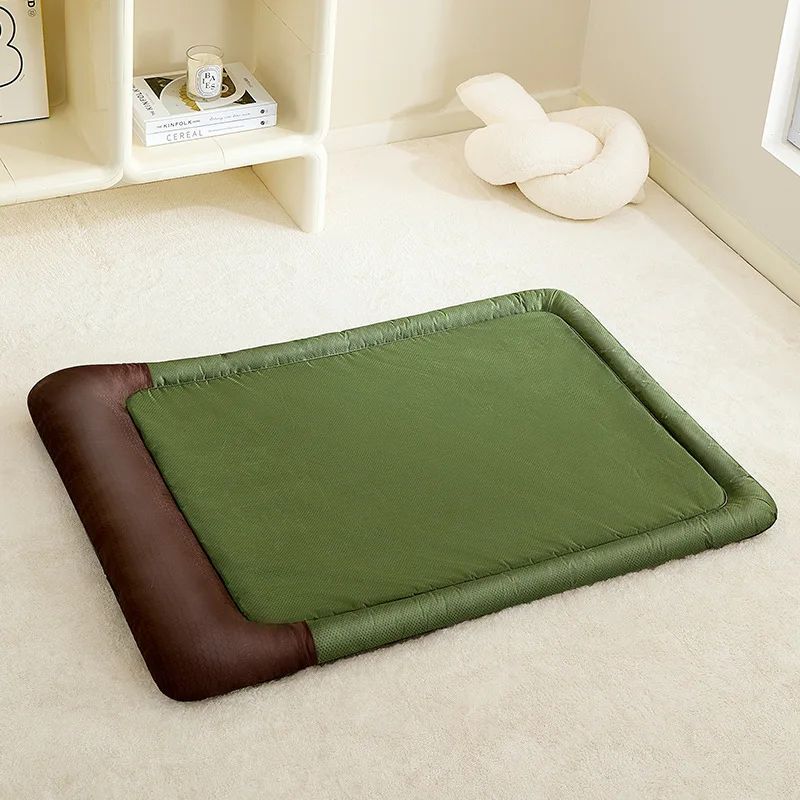 KFX-3071549 Waterproof Oxford Cloth Dog Cushion for Medium and Small Pets - Four Seasons Universal Sleeping Pad