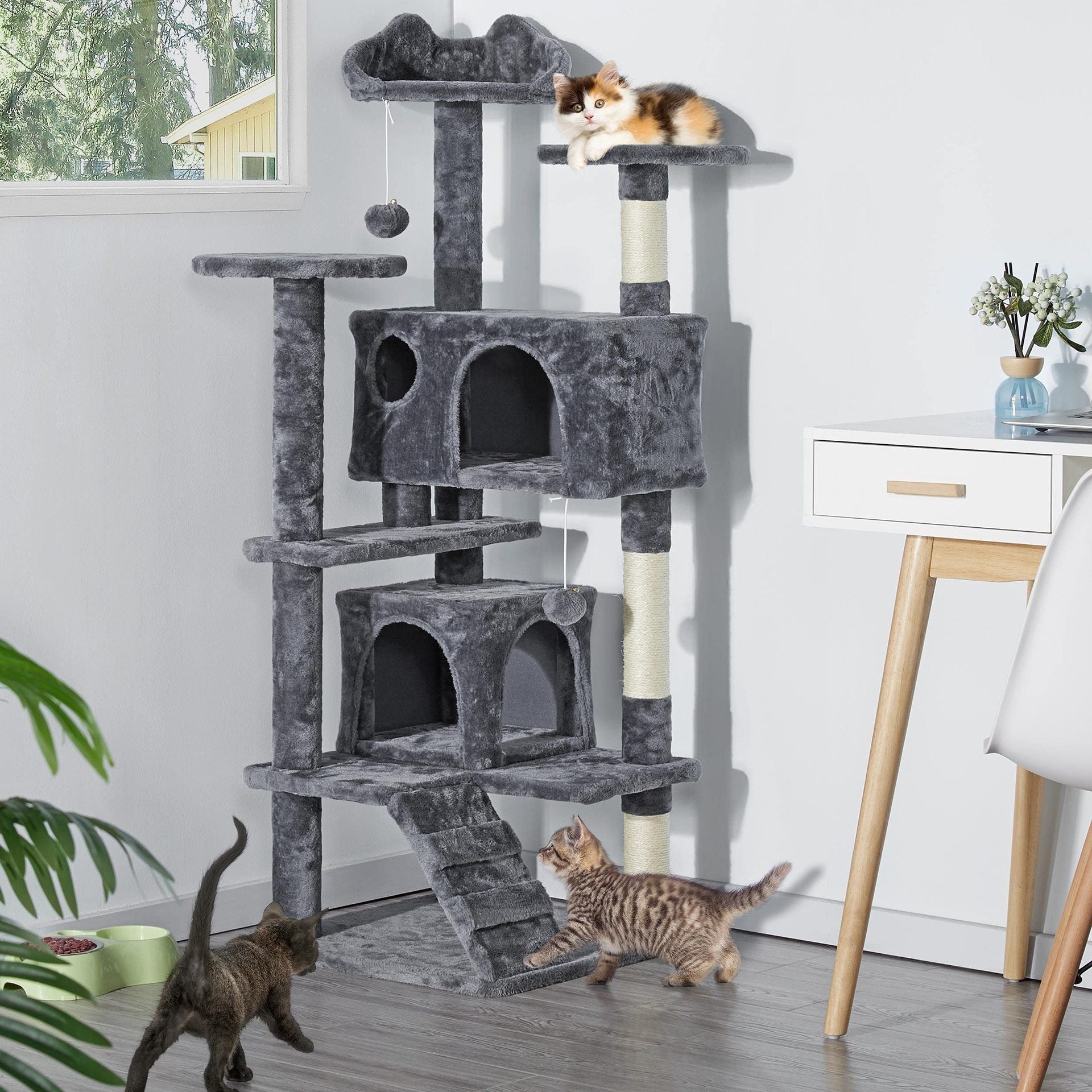 KFX-3078717 Cat Climbing Frame in Cute Style for High-Rise Spaces - Density Plate Construction