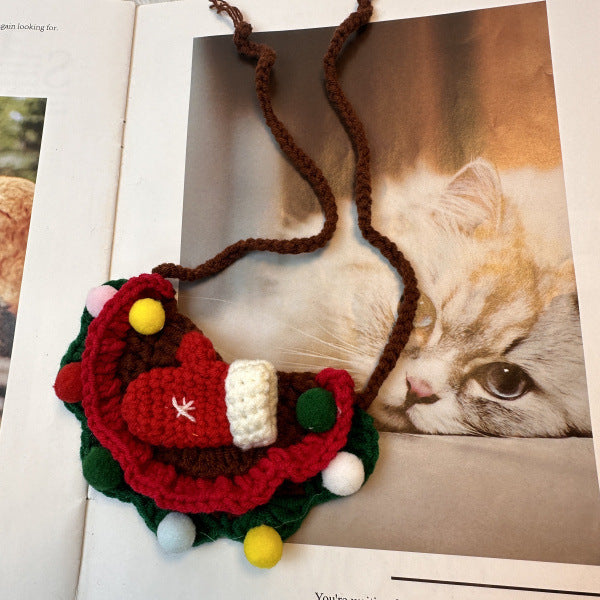 KFX-3088573 Christmas-Themed Pet Bib with Various Holiday Designs for Year-Round Use