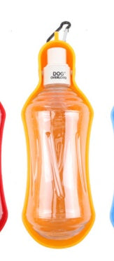 KFX-3114045 Portable Dog Water Bottle for Outdoor Travel - Plastic with Metal Buckle, 5 Color Options