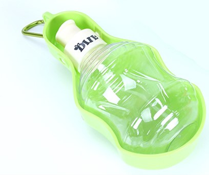 KFX-3114045 Portable Dog Water Bottle for Outdoor Travel - Plastic with Metal Buckle, 5 Color Options