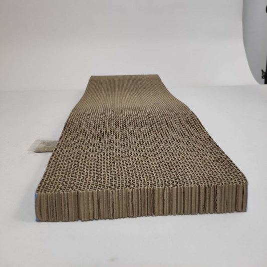 KFX-3141181 Oversized Wavy Cat Scratching Post for Fun and Exercise