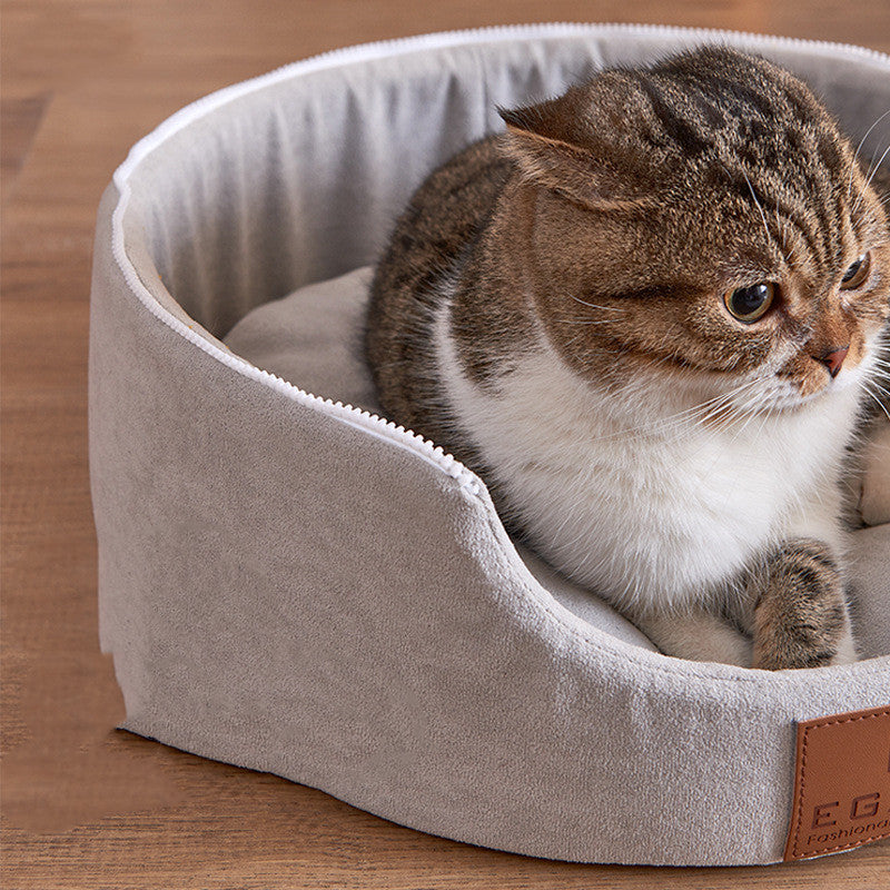 KFX-3168061 Removable and Washable Semi-Closed Pet Cat Litter with Christmas Hat Design in Yellow and Grey