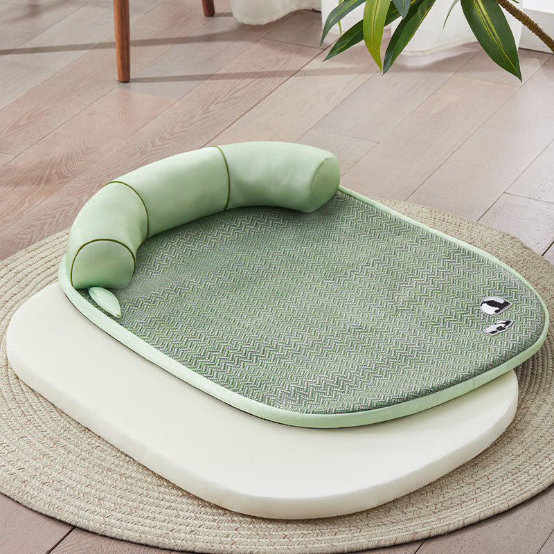 KFX-3204797 Cool Feeling Pet Bed - Four Seasons Universal Cat and Dog Nest in Green Bamboo Panda Design