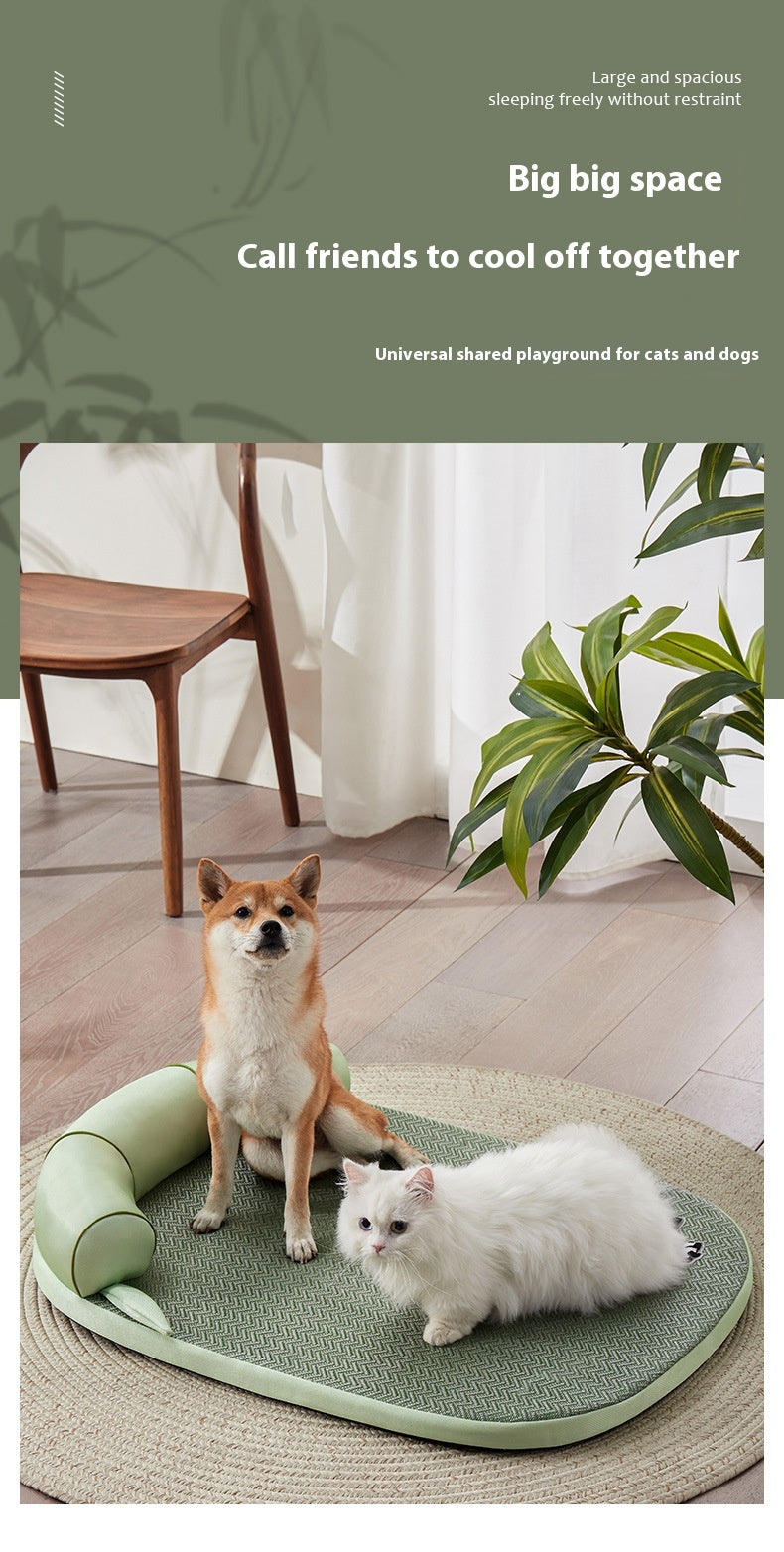 KFX-3204797 Cool Feeling Pet Bed - Four Seasons Universal Cat and Dog Nest in Green Bamboo Panda Design