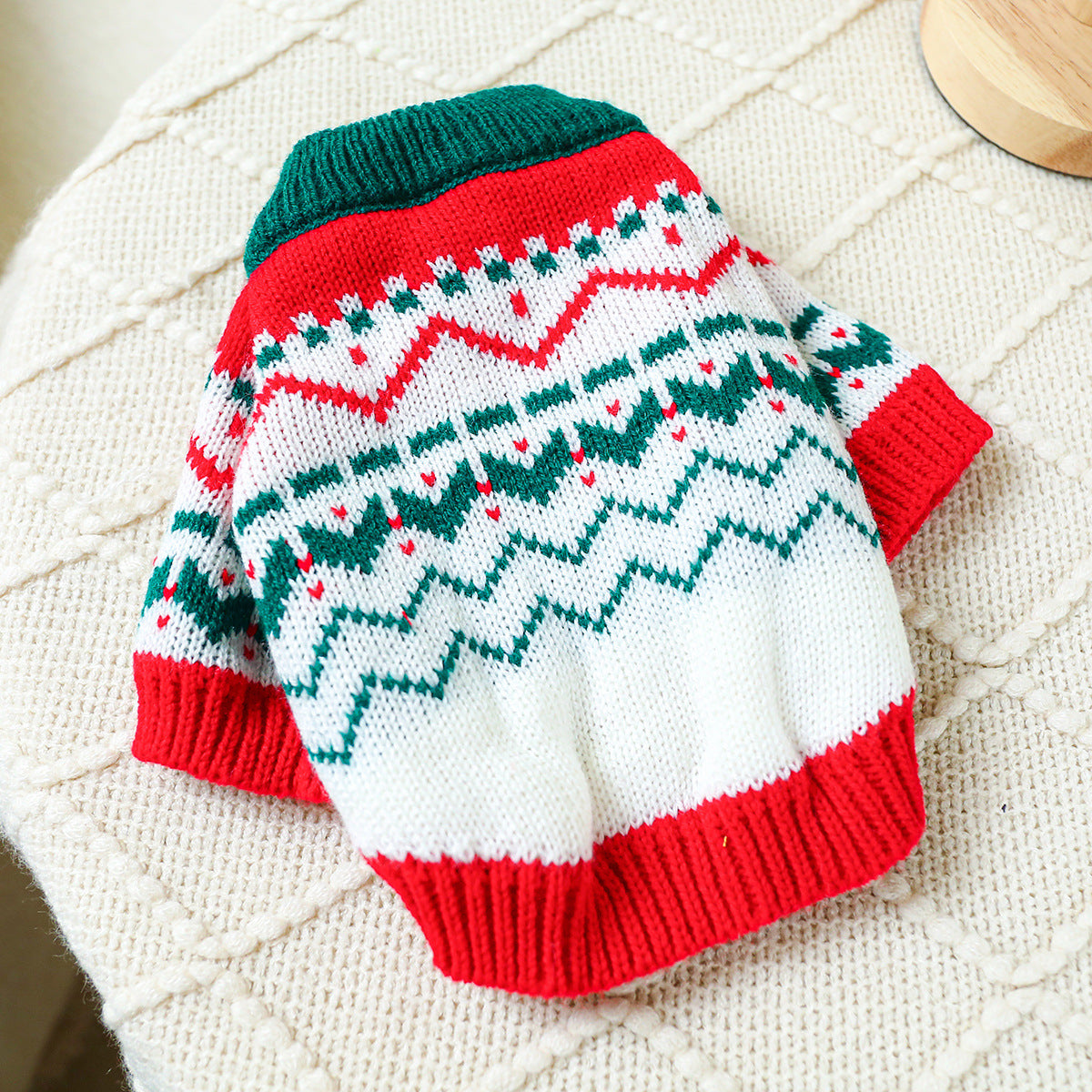 KFX-3212093 Halloween and Christmas Themed Pet Sweaters for Dogs in Various Sizes
