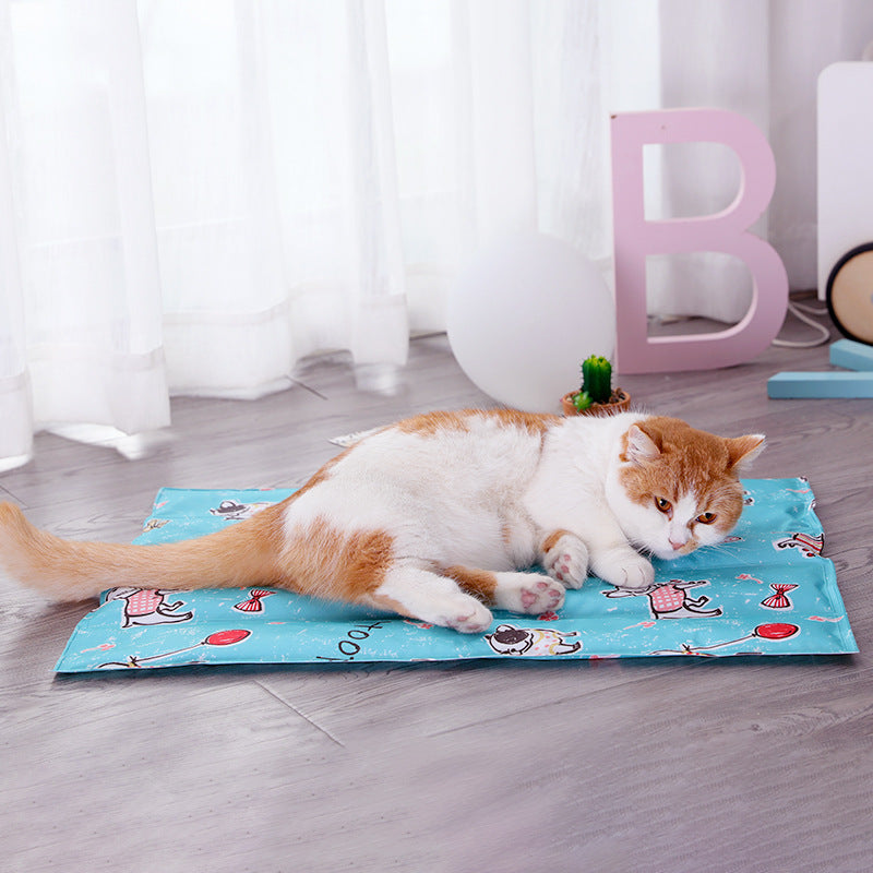 KFX-3216317 Cooling Dog Ice Pad Made of Resin Gel and Polyester Fiber for Summer Comfort