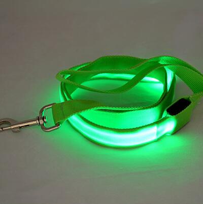 KFX-3248829 LED Fiber Optic Reflective Dog Leash with Manual Control for Day and Night Safety