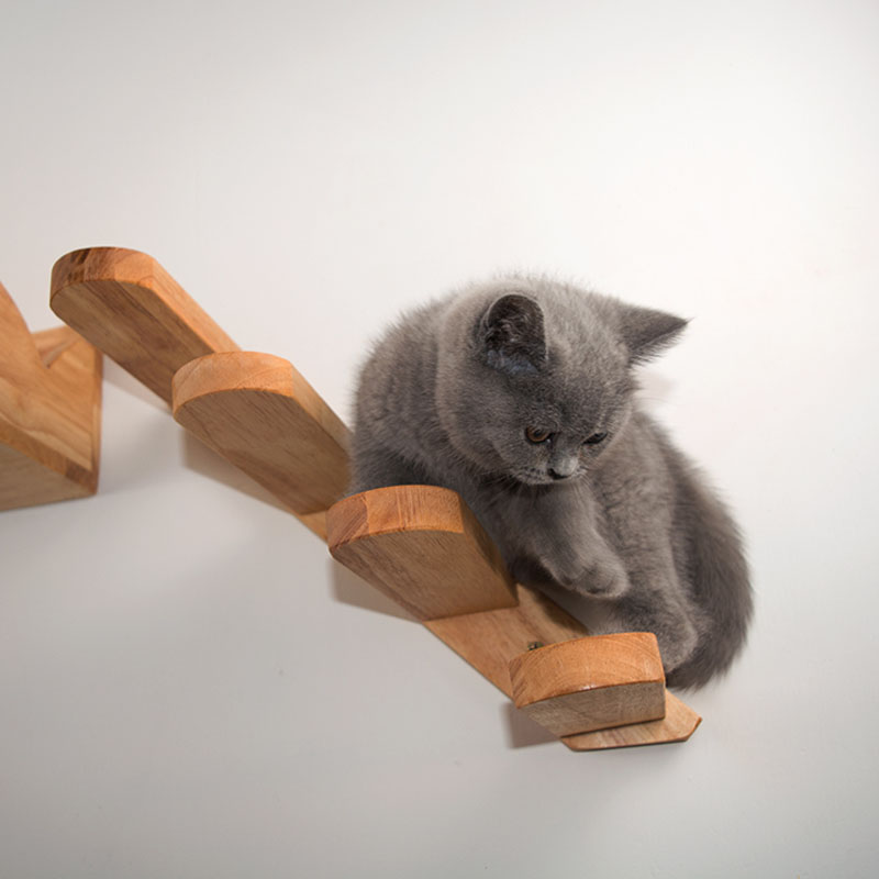 KFX-3302333 Wall-Mounted Cat Climbing Ladder with Solid Wood Stairs and Jumping Platform