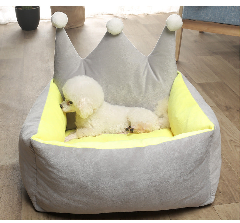 KFX-3303101 Crown-Shaped Removable & Washable Pet Bed for Small to Medium Dogs and Cats